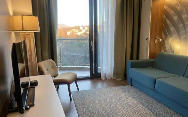 Sochi-Dagomys Private Apartments by the sea