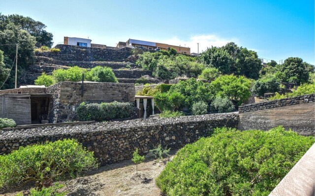 Beautiful Home in Pantelleria With Wifi and 3 Bedrooms