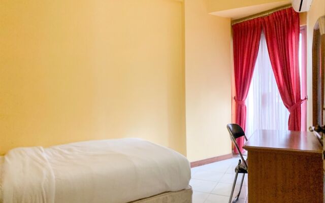 Spacious And Comfy 3Br At Kondominium Juanda Apartment