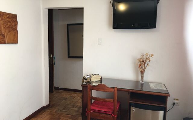 Hostal Mitad del Mundo