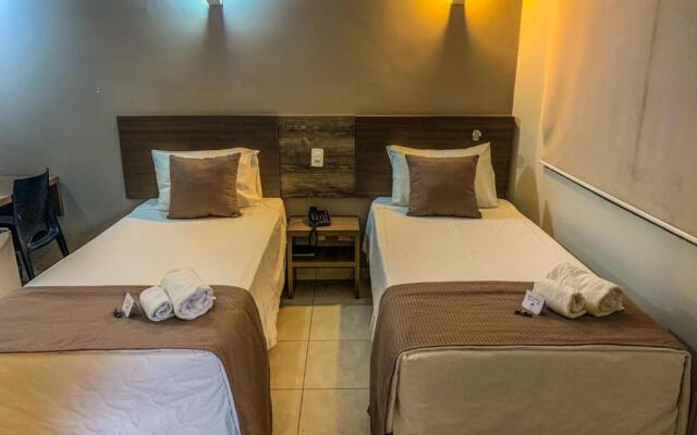 Hotel Piratininga Fernando Correa