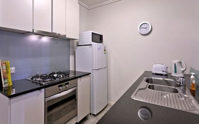 Bayviews Apartment