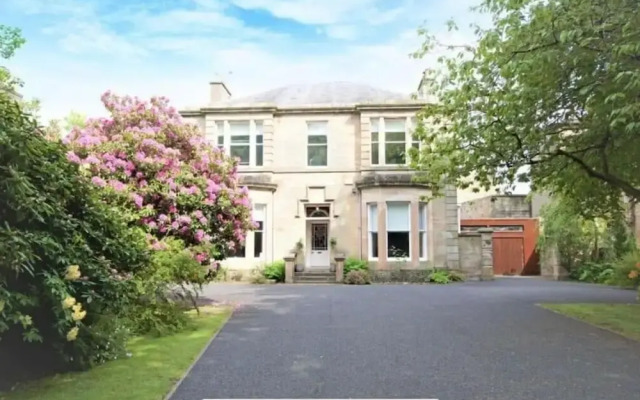 Burnock Lodge - Donnini Apartments