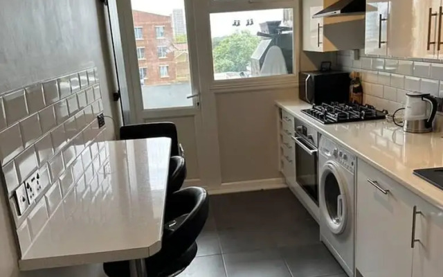 Captivating 1-bed Apartment in Stratford