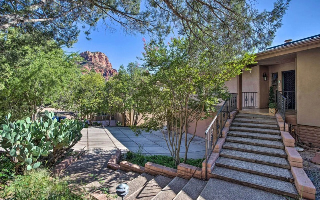 Swim Spa & Private Tavern: Sedona Hideaway!