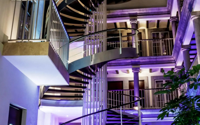 The Jonathon Boutique Hotel