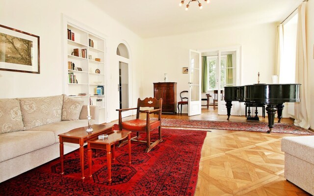 Villenapartment Neuwaldegg Wien