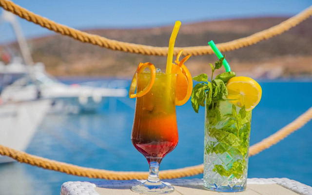Port Alacati Hotel