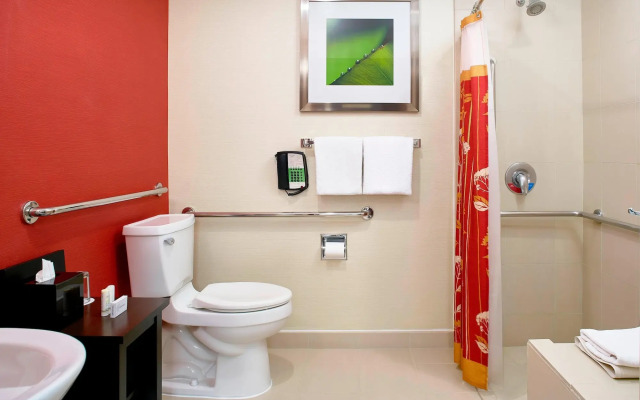 Courtyard Mexico City Airport