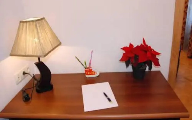 Dreamlike World Apartment