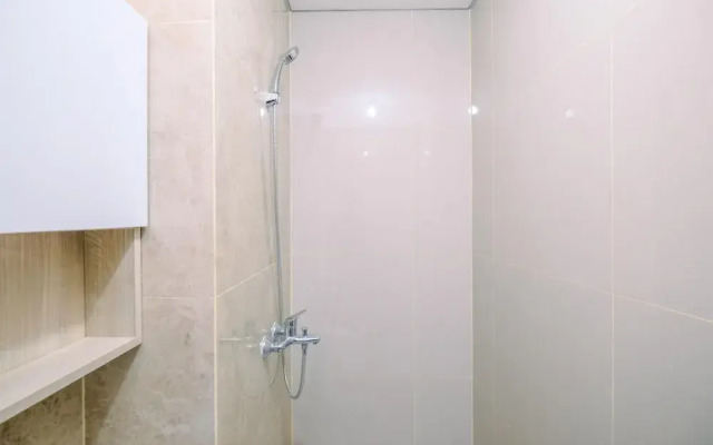 Fully Furnished With Cozy Design Studio Transpark Cibubur Apartment