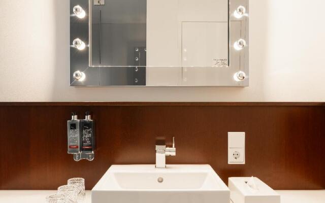 Ruby Leni Hotel Dusseldorf