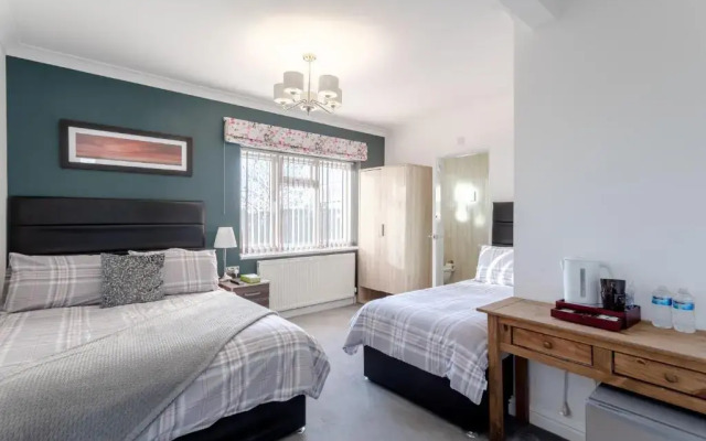 Apple House Guesthouse Wembley