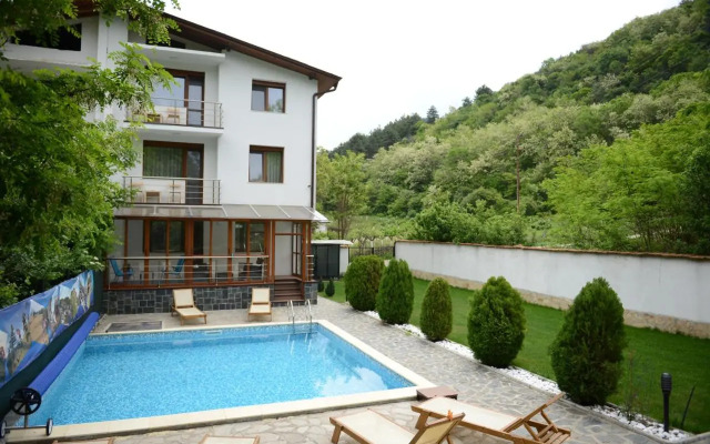 Villa Drecheva