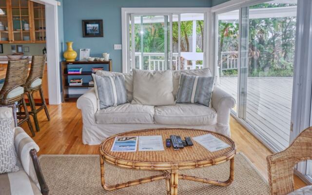 Bayside Beach Retreat (1805)