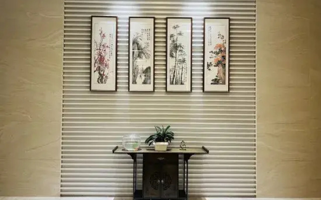 Runxi Hotel