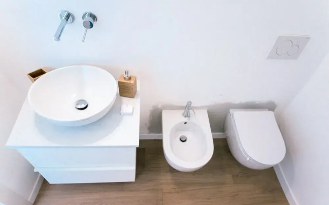 Alex Suite