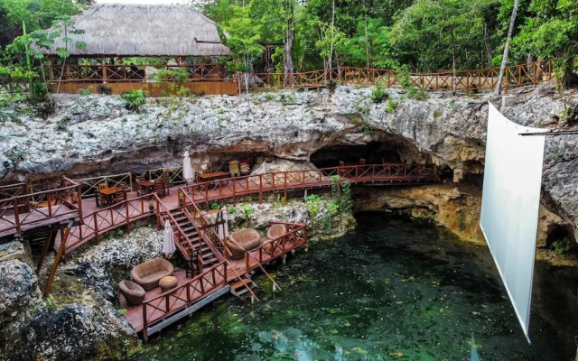 Ka'ax Cenote Resort