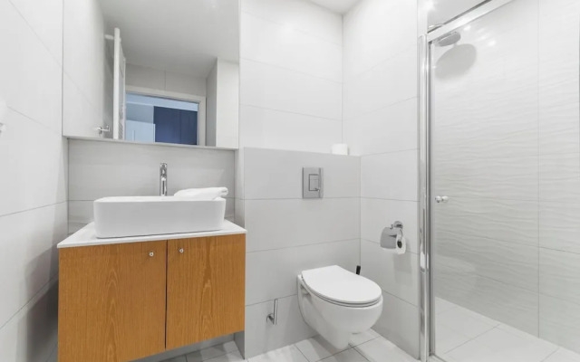 Amber Port 12B by Grand Apartments