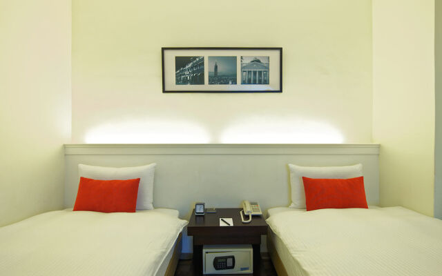 Taiwan Pavilion line 53