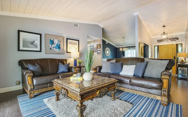 Near Golf & Beaches: Coral Springs Home w/ Yard!