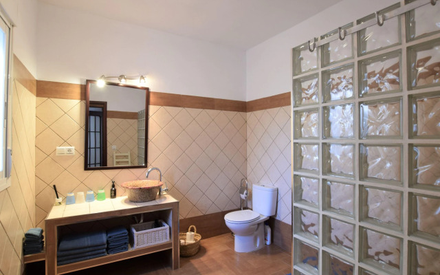 Beautiful detached villa near Arenas with delightful terrace and stunning view