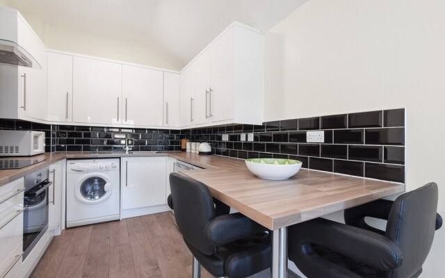 Citadel Apartments Aldgate