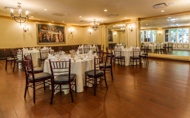 Hotel Mazarin