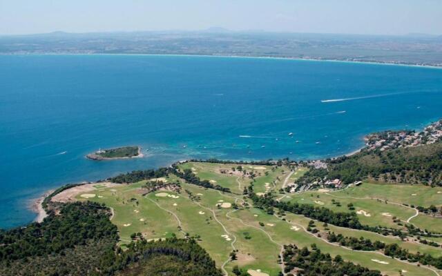 Alcudia Beach Front Villa, Private Indoor Pool