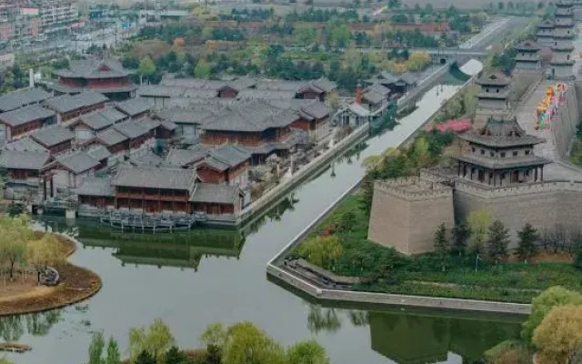 Sansheng Homestay (Datong Ancient City Branch)