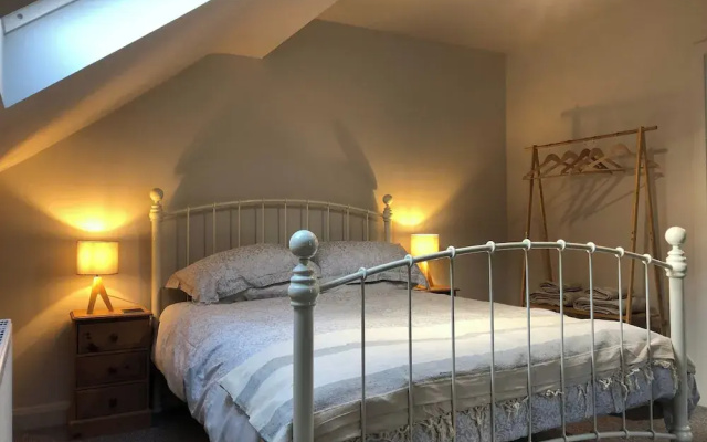 Apartment Bushmills Hideaway, Parking,pets Allowed