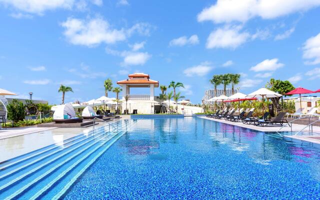 DoubleTree by Hilton Okinawa Chatan Resort
