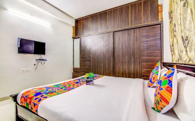 Flora Vihaan By FabHotel