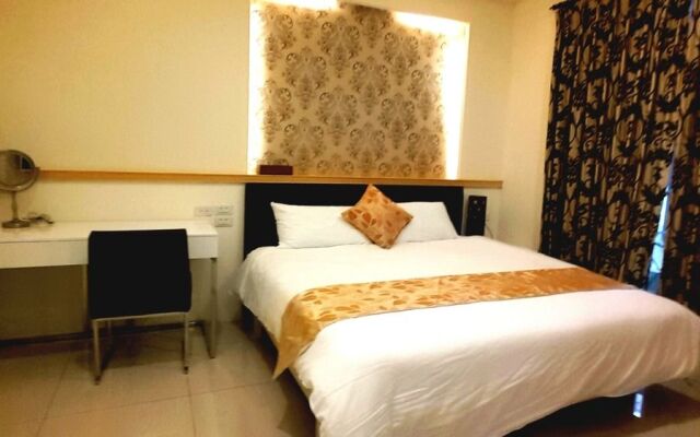 Love Passenger Inn
