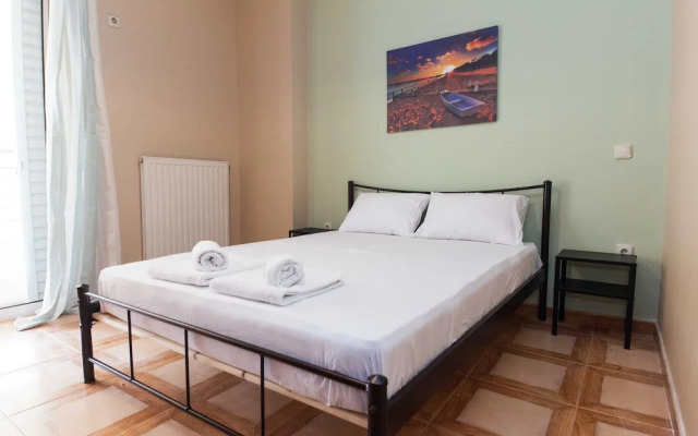 Vironas Delight 1Bd Apt w Lovely Balcony