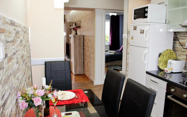 Kristi Lux Apartment