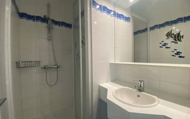 Apartment for 5 People With Terrace