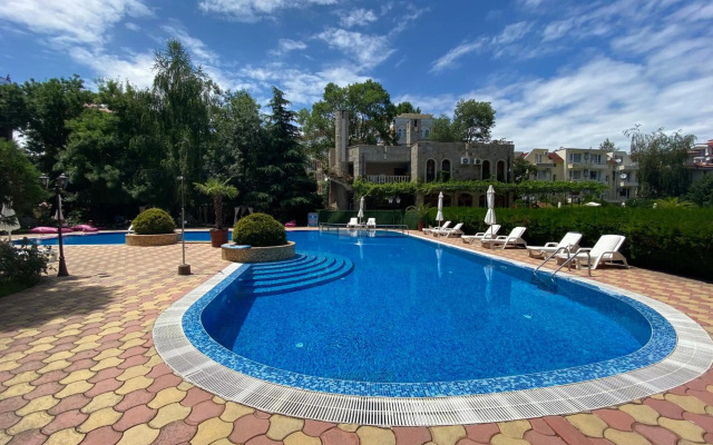 One Bedroom Apartment Anita Pool View А25