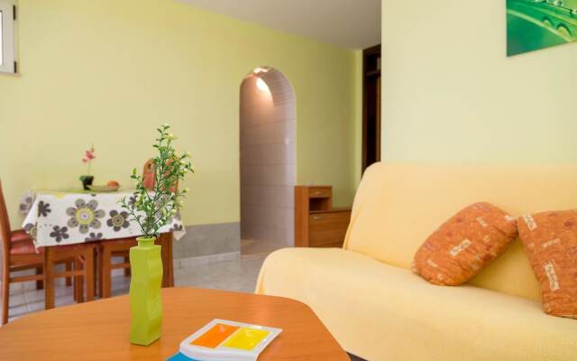 Apartments Krstičević