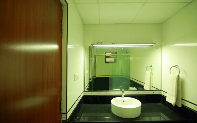 Oyo 4802 Cochin City Residency