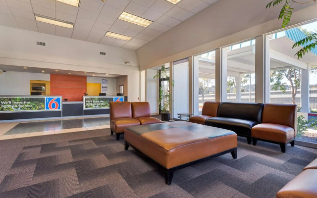 Motel 6 Belmont, CA - San Francisco - Redwood City