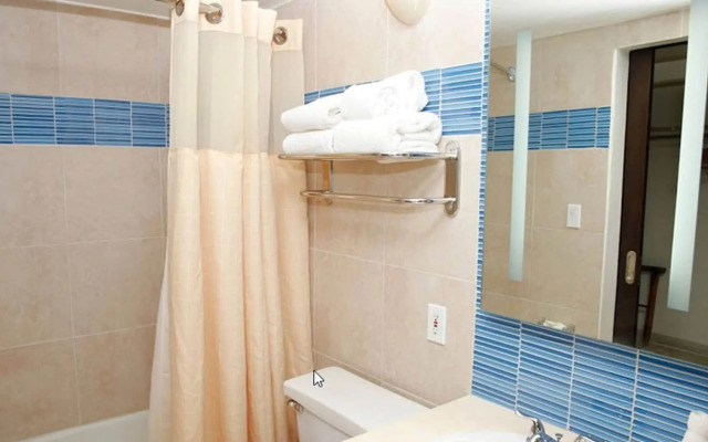 Windward Passage Hotel