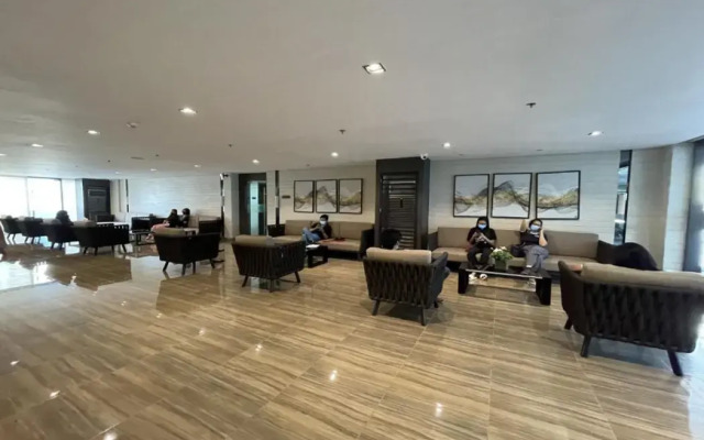 Air Residence Makati Elegant Design WiFi