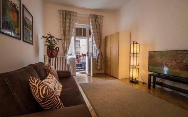 Lovely flat near the Danube