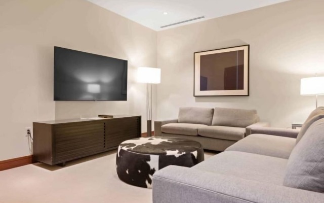 4 Bedroom + Den Luxury Residence at Solaris Residences