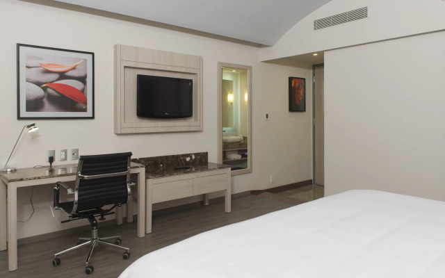 Holiday Inn Express Mexico - Toreo by IHG