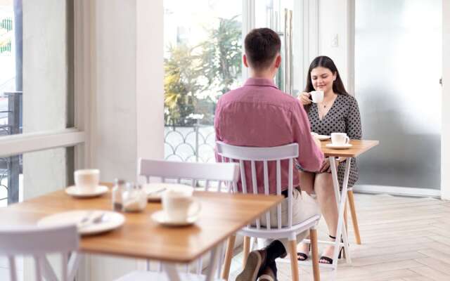 ZEN Premium near Rockwell Makati