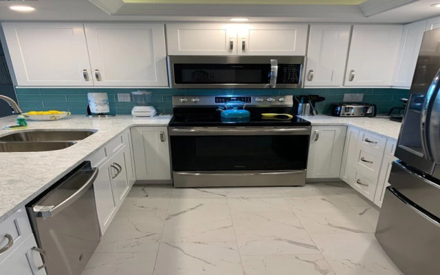 6415 Midnight Pass Road Unit 605