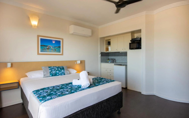 Coral Sea Vista Apartments