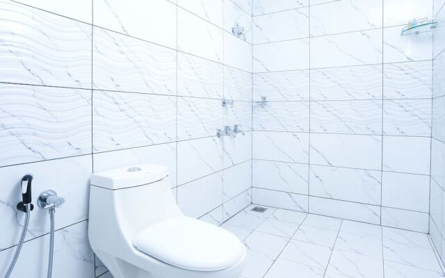 Treebo Cmks Habitat Center, Cochin